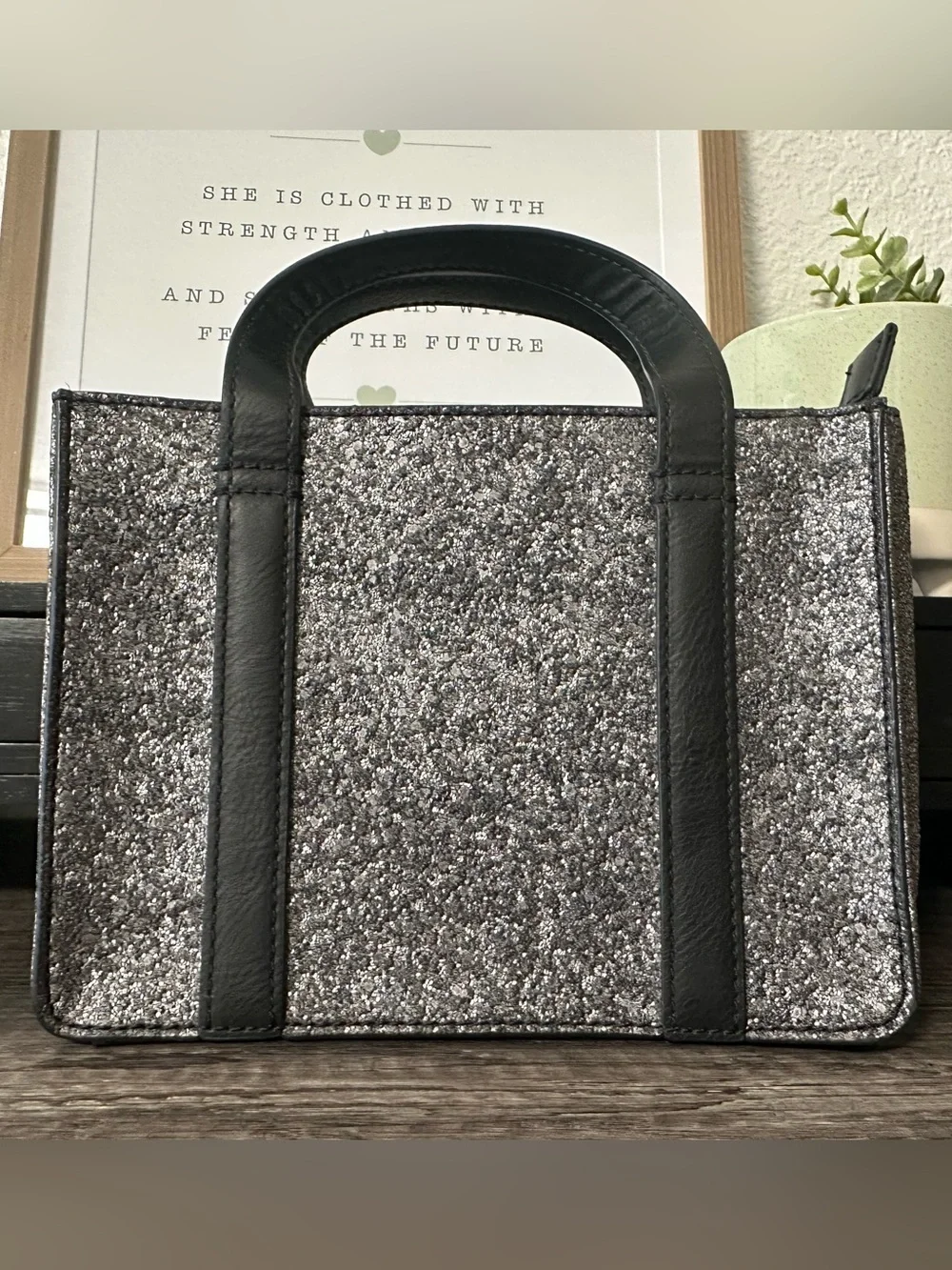 Fossil compact satchel